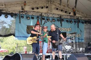 Stagediving Elephants