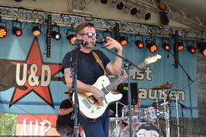 Stagediving Elephants